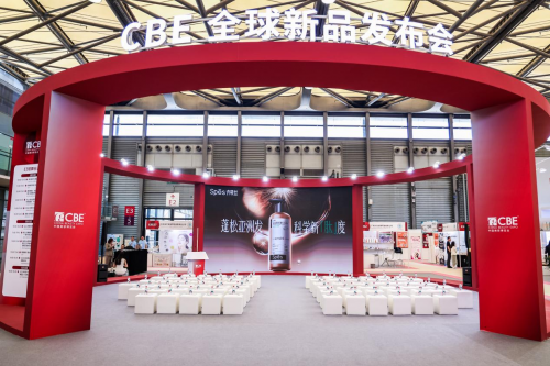 专研亚洲发！Spes诗裴丝以多肽科技重塑控油蓬松新标准(图1)
