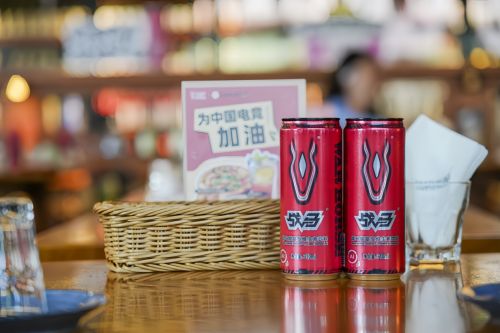 能量饮料有哪些？当然是电竞必备搭子战马能量饮料(图1)